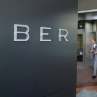 ¿Qué es Uber? como usarlo y los problemas con los taxistas