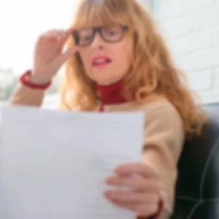 Foto de Presbicia, el envejecimiento del ojo a causa de la exposición a múltiples pantallas