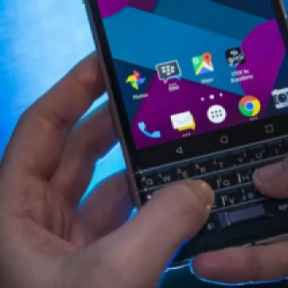 BlackBerry Mercury, el nuevo smartphone con teclado físico de TSL